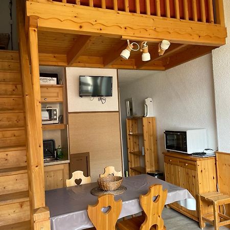 Appartement Pour 6 Personnes Au Pied Des Pistes Au Calme Aux Menuires Les Asters Сен-Мартен-де-Бельвиль Экстерьер фото