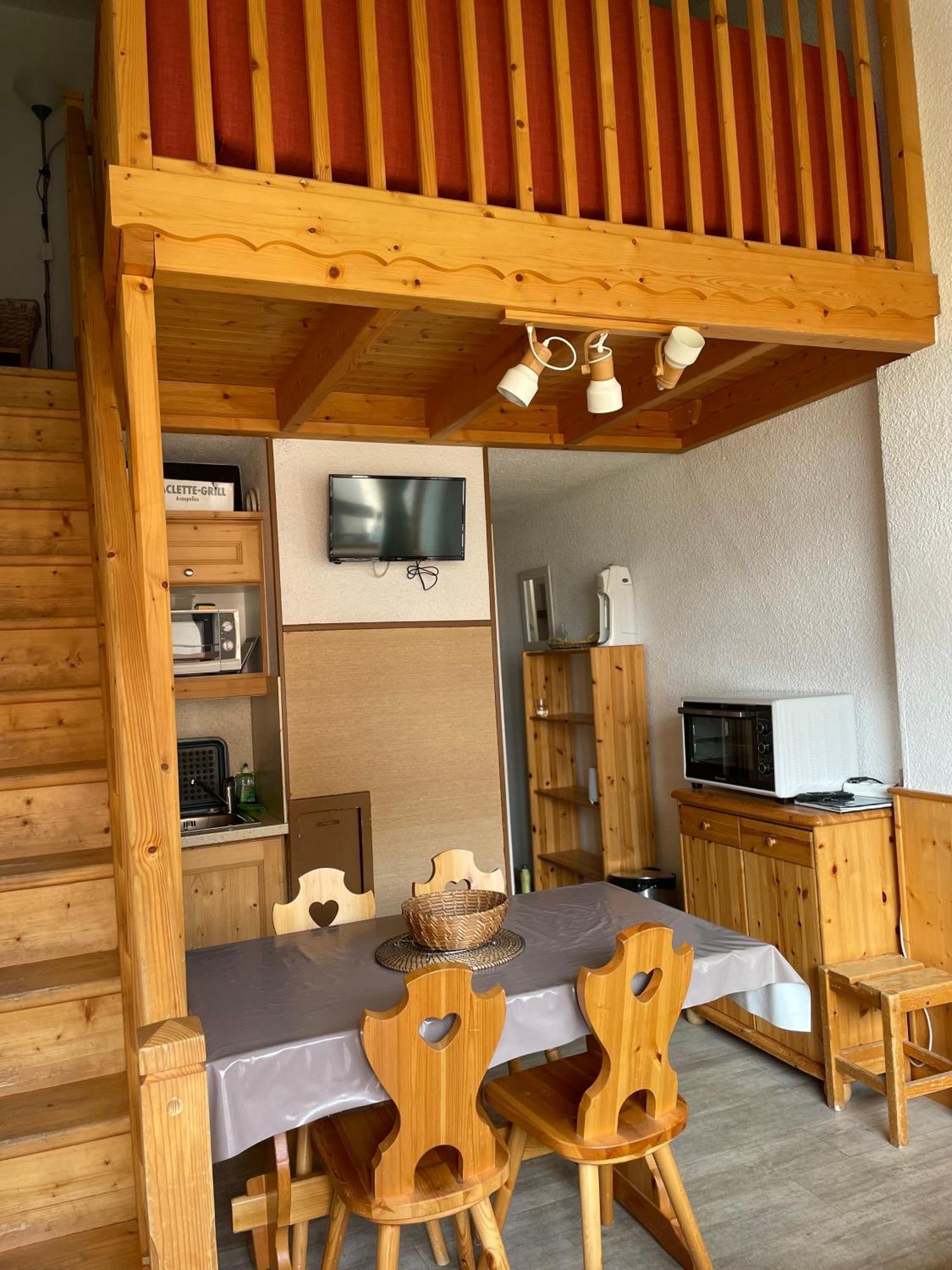 Appartement Pour 6 Personnes Au Pied Des Pistes Au Calme Aux Menuires Les Asters Сен-Мартен-де-Бельвиль Экстерьер фото