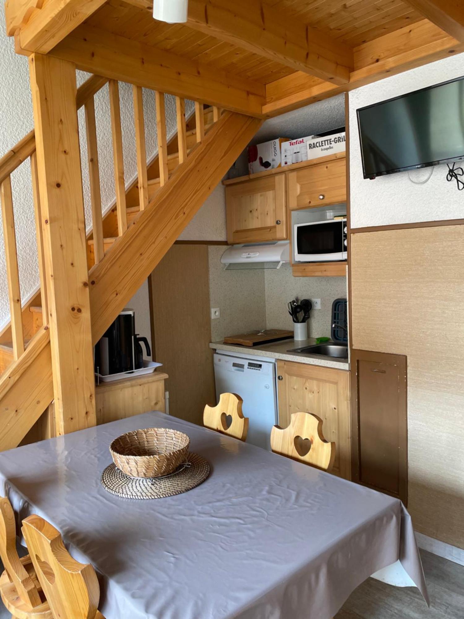 Appartement Pour 6 Personnes Au Pied Des Pistes Au Calme Aux Menuires Les Asters Сен-Мартен-де-Бельвиль Экстерьер фото